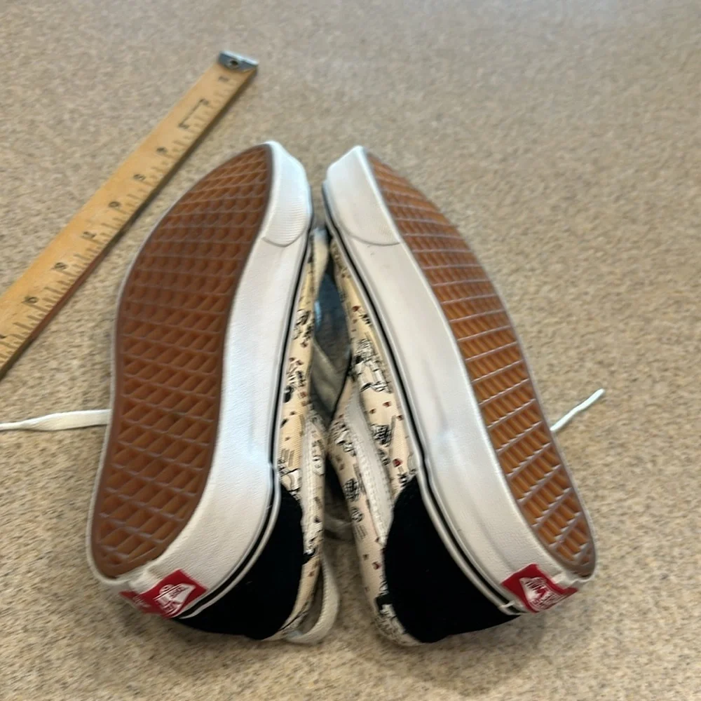 Vans lace up sneakers w/peanutsgang&hearts offwhite/blck/white/redheart  7W/5.5M - Picture 7 of 8
